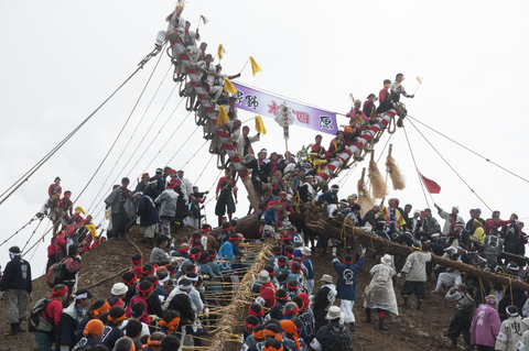 平成28年御柱祭木落し