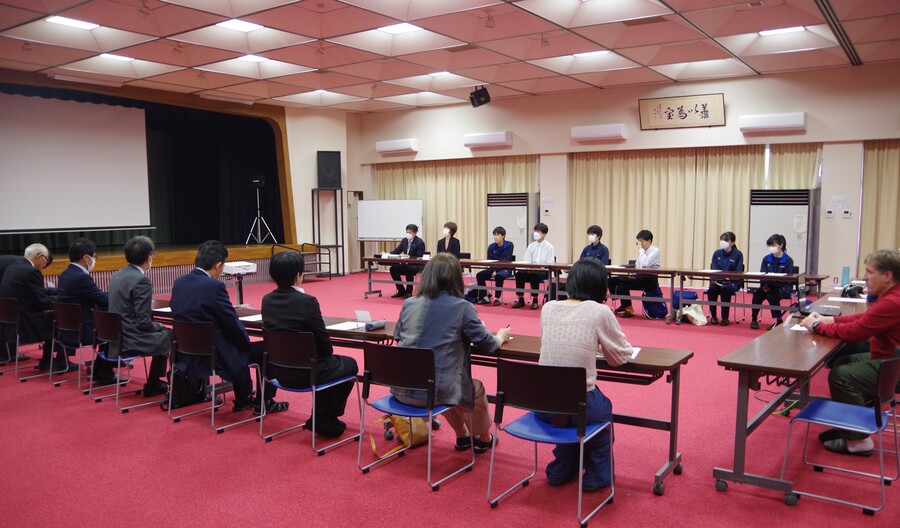 ホームステイ報告会.jpg