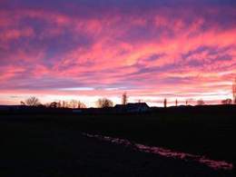 空気の澄んだニュージーランドは、夕焼けも鮮やか